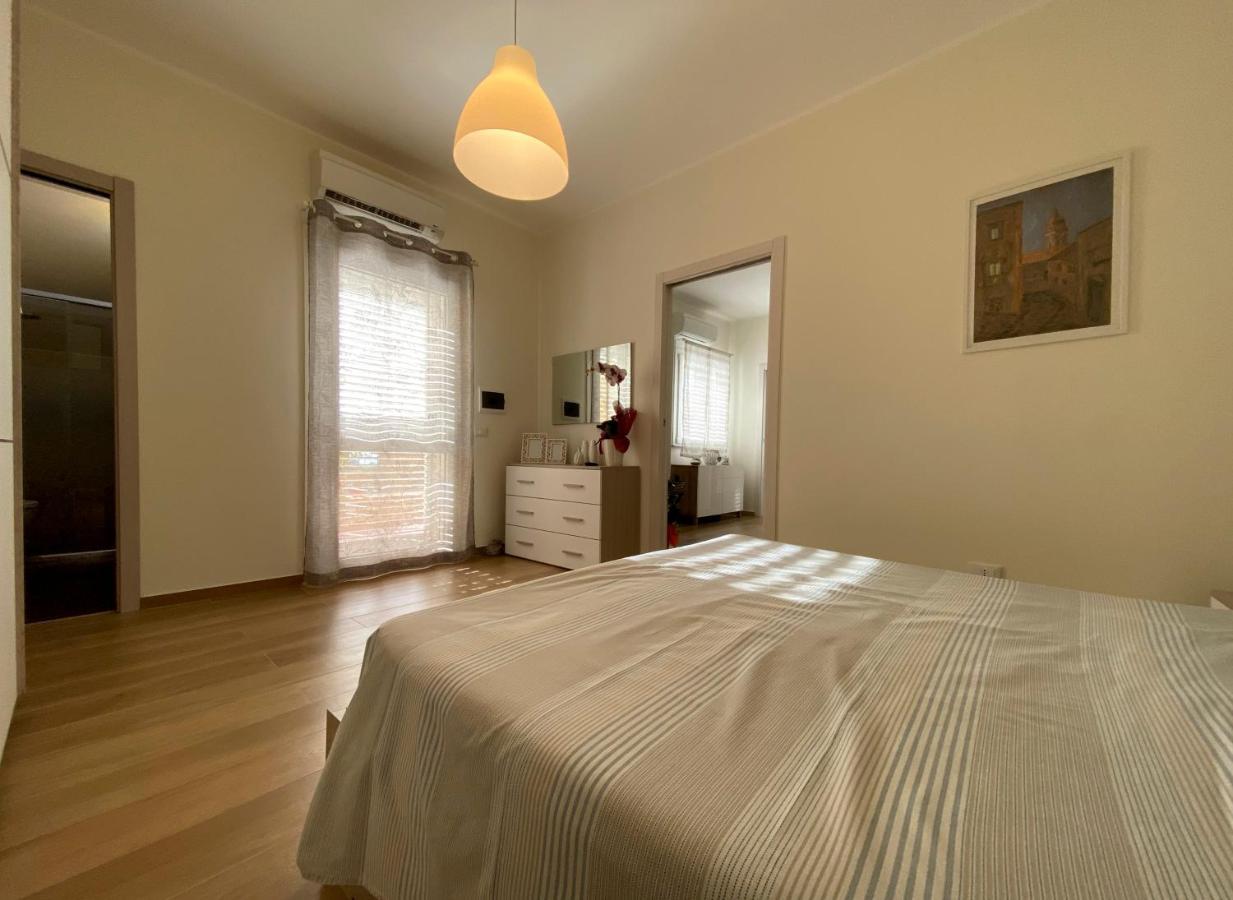 Casa Vacanze Marale 카스텔몰라 외부 사진