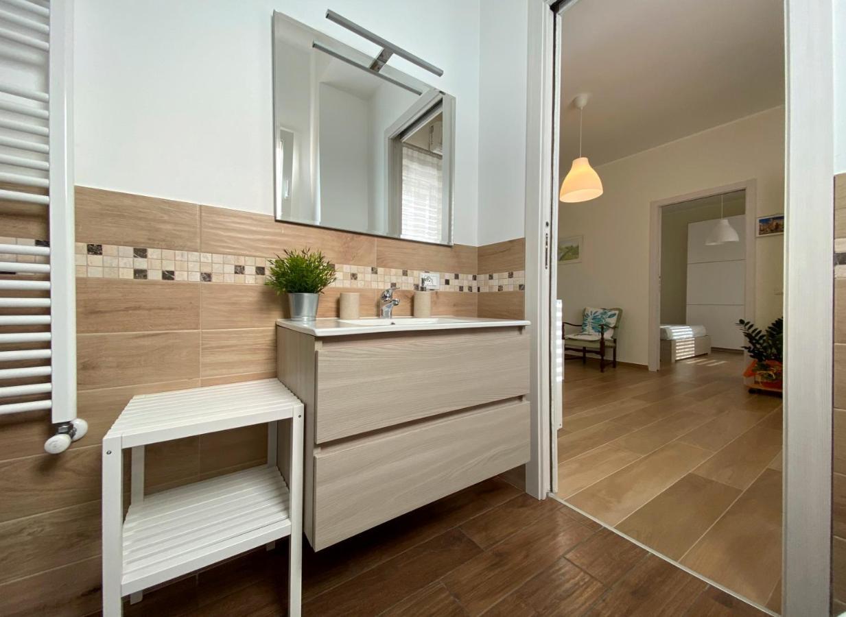 Casa Vacanze Marale 카스텔몰라 외부 사진