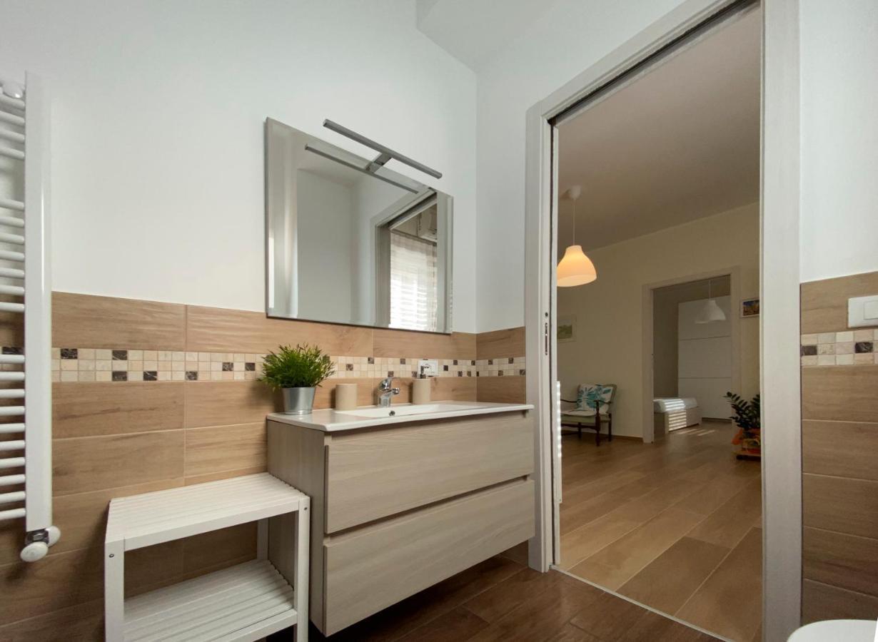 Casa Vacanze Marale 카스텔몰라 외부 사진